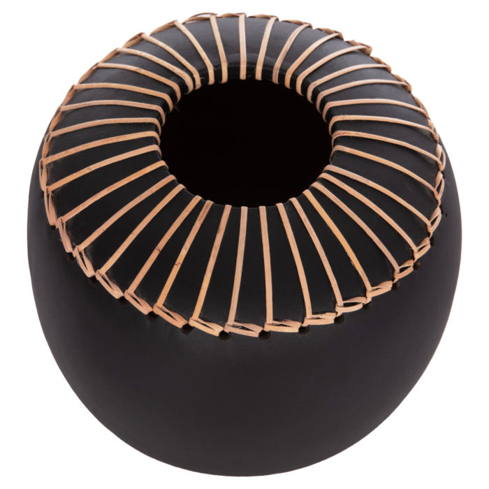 ΕΠΙΤΡΑΠΕΖΙΟ ΔΙΑΚΟΣΜΗΤΙΚΟ ΒΑΖΟ LENNOX HM4675.01L TΕΡΑΚΟΤΑ ΣΕ ΜΑΥΡΟ--Φ22x20Υεκ.-5